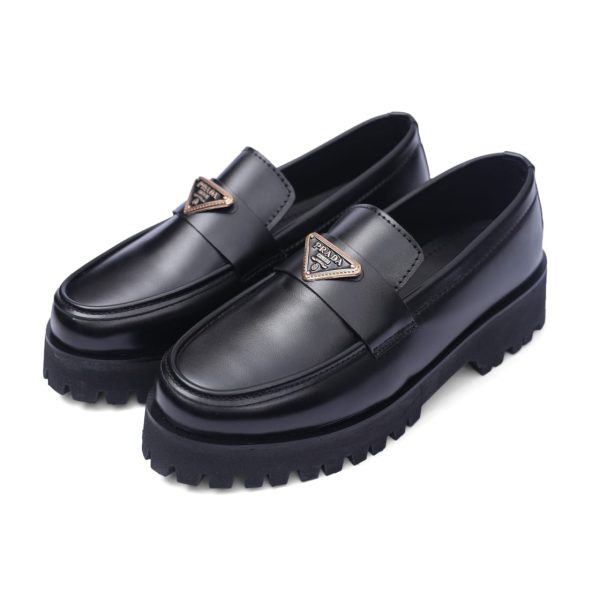 VB:738-BLK