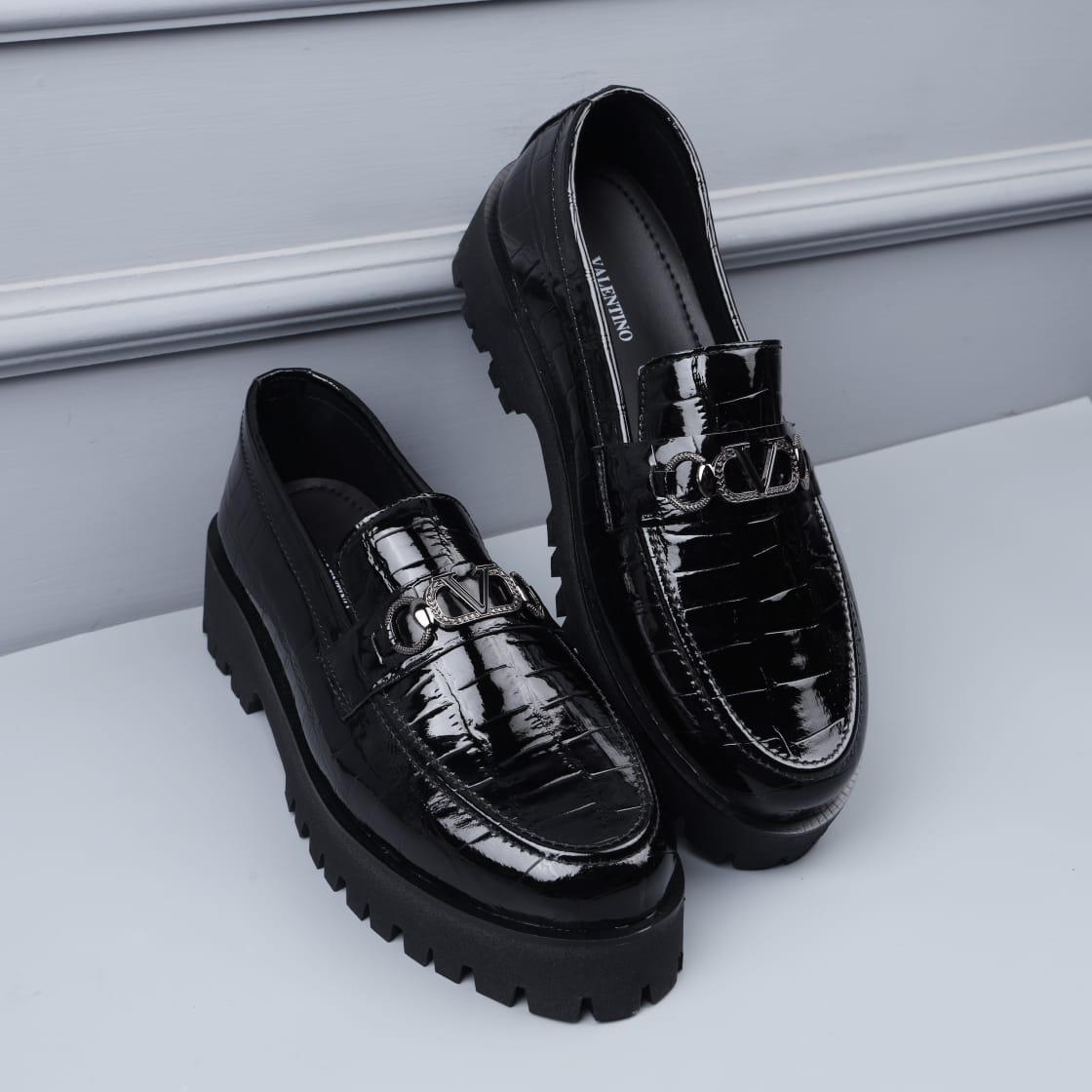 VB:604-BLK - Image 3