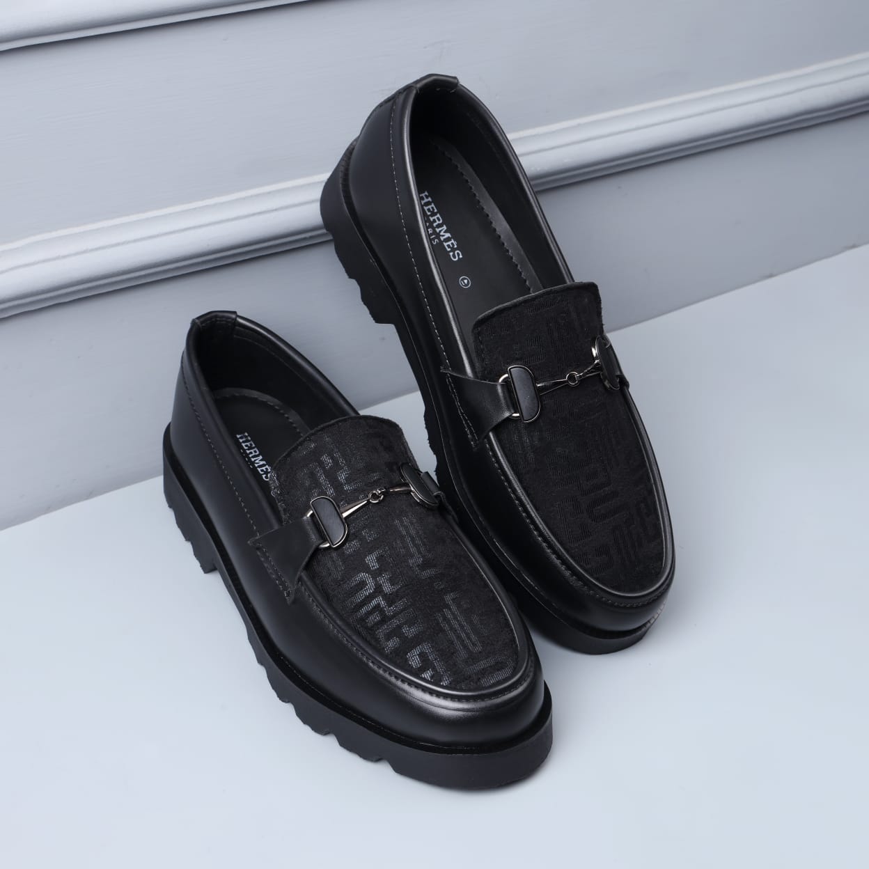 VB:720-BLK - Image 3